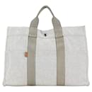 Hermes Toile Fourre Tout MM Canvas Tote Bag in Good condition - Hermès