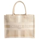 Bolsa pequena de lona Christian Dior Book Tote em bege