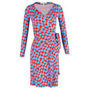 Diane von Furstenberg Robe portefeuille à manches longues Julian en soie bleue et rouge - Diane Von Furstenberg