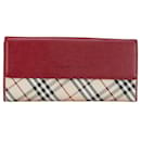 Burberry Nova Check Long Wallet  Leather Long Wallet in Good condition