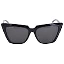 Óculos de sol Cat-Eye grandes Balenciaga em acetato preto