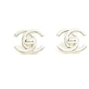 1997 Chanel Boucles d'oreille Maxi CC Turnlock Clip on earrings