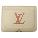 Louis Vuitton Clea