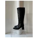 Flattered leather knee high boot - Autre Marque