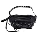 Balenciaga Sac Ceinture Moyen Le Cagole en Cuir Noir