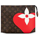 Jogo de monograma Louis Vuitton Brown em bolsa de higiene pessoal 26