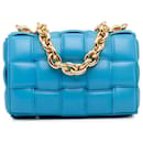 Azul - Bolso satchel tipo cassette con cadena acolchada Intrecciato de Bottega Veneta