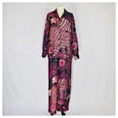Conjunto de camisa e calça de manga comprida com estampa animal Kaleidoworn rosa / azul marinho Christian Dior