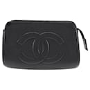Chanel CC Caviar Cosmetic Pouch Leather Vanity Bag A01436 in Good condition
