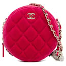 Chanel – Runde Clutch aus rosa Samt mit Perlen und Kette