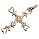 [LuxUness] 18Colgante de crucifijo de diamantes de oro k Colgante de metal en excelentes condiciones - & Other Stories