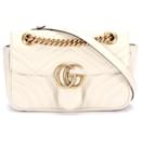 Bolsa de Ombro Mini GG Marmont em Couro 446744 - Gucci