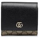 Portefeuille court en toile Gucci GG Marmont Medium Wallet 598587 en bon état