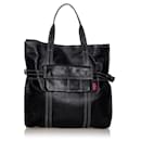 Valentino Leder Tote Bag mit Nieten in gutem Zustand