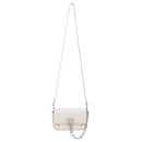 Bolso convertible mini con bolsillo de Givenchy en piel de cabra blanca