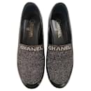 Mocassins chaussettes Chanel