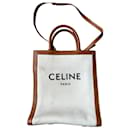 Vertical tote bag model - Céline