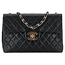 Chanel Lambskin Matelasse Chain Shoulder Bag in Very Good Condition