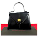 Yves Saint Laurent Leather Handbag Leather Handbag in Excellent condition