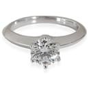 TIFFANY & CO. Bague de fiançailles diamant solitaire en platine F VS1 0.9 ctw - Tiffany & Co