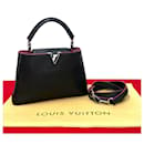 Bolso de mano de cuero Louis Vuitton Capucines BB M94517 en excelente estado