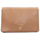 Borsa a tracolla Prada in pelle beige