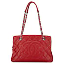 Bolso tote rojo Chanel Petite Caviar Timeless