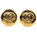 Pendientes de clip CC chapados en oro Chanel Gold