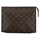 Louis Vuitton Trousse de Toilette