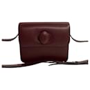 Cartier Must de Cartier Crossbody Bag  Leather Crossbody Bag in Very Good Condition