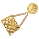 Broche Chanel banhado a ouro CC acolchoado para bolsa com aba