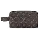 LV Dopp Kit Locker new - Louis Vuitton