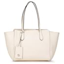 Bolso tote con vuelo pequeño blanco de Gucci