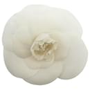 BROCHE VINTAGE CHANEL CAMELIA DE LONA BLANCA 1990-1991 BROCHE LONA BLANCA - Chanel