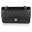 Chanel Black Quilted Caviar Medium Sac à rabat doublé classique