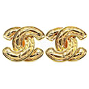 Chanel Quilted CC Clip On Earrings Metal Earrings in Good condition