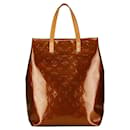 Louis Vuitton Monogram Vernis Reade MM  Leather Handbag M91143 in good condition
