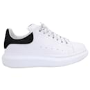 Alexander McQueen Oversized Sneakers in White Leather and Black Suede	 - Alexander Mcqueen