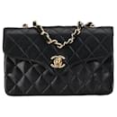 Chanel Mini Classic Single Flap Bag  Leather Shoulder Bag in Good condition