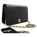 CHANEL Pochette de sac à bandoulière en chaîne à rabat intégral en cuir d'agneau matelassé noir - Chanel