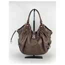 Louis Vuitton grande borsa a tracolla in pelle bronzo metallizzato Mahina usata