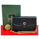 Bolsa transversal de couro Gucci com corrente. Bolsa transversal de couro em excelente estado.