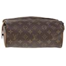 LOUIS VUITTON Trousse Patte Pression Monogram Poche Cosmétique M47636 Auth 77423 - Louis Vuitton