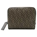 Fendi Zucca Canvas Accessoire Tasche, Canvas Kosmetiktasche 7N0116ALE7F19KW in ausgezeichnetem Zustand