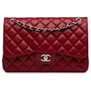 Bolso de hombro Chanel Jumbo Classic Caviar Double Flap rojo