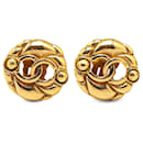 Boucles d'oreilles clip en or plaqué CC de Chanel