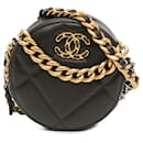 Runde Clutch aus braunem Lammleder Chanel 19 mit Kette