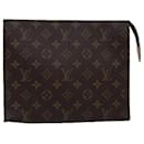 LOUIS VUITTON Monogram Poche Toilette 26 Pouch M47542 LV Auth yk12943A - Louis Vuitton