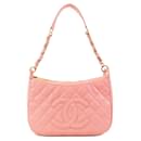 Bolsa de ombro em caviar matelassado Chanel CC rosa