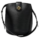 Louis Vuitton Cluny Leather Shoulder Bag M52252 in Very Good Condition